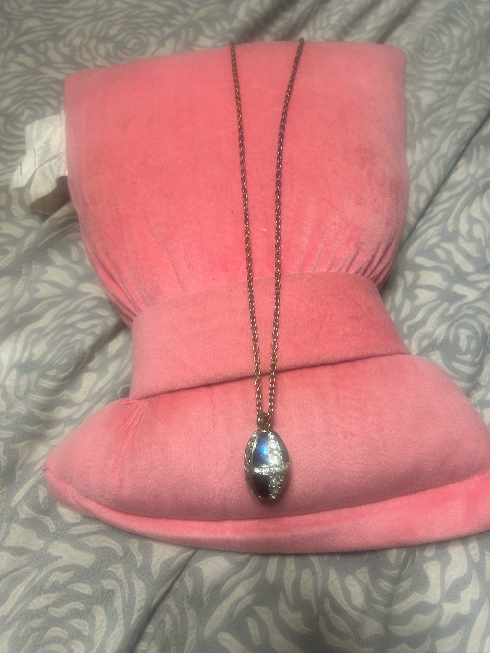 Vintage Style Silver-Tone Blue Opal Pendant Necklace